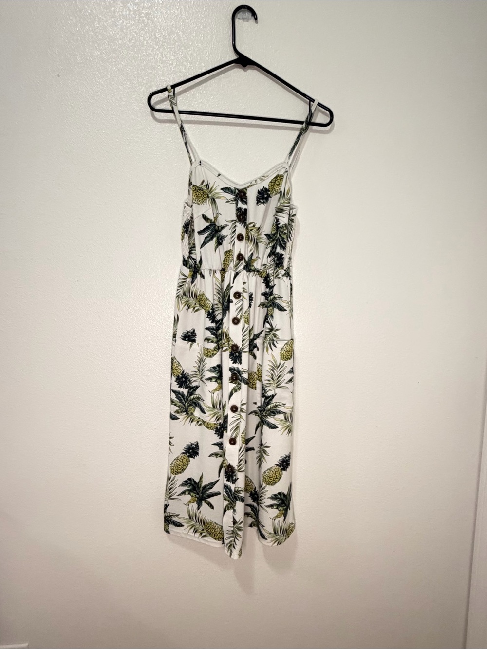 Fun Women’s White Pineapple Print Button-Front Dress
